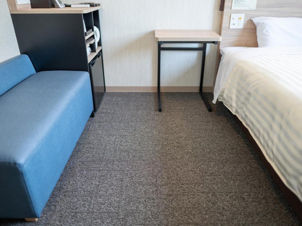 Super Hotel Iyo Saijo Exteriör bild